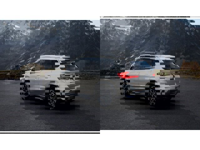 New 2026 BMW X1 xDrive28i image 2