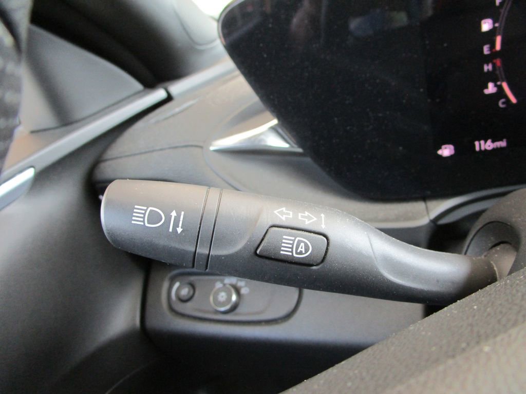 Used 2024 Buick Envista Preferred w/ Convenience II Package FWD image 26