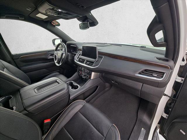 Used 2023 Chevrolet Suburban Premier image 22