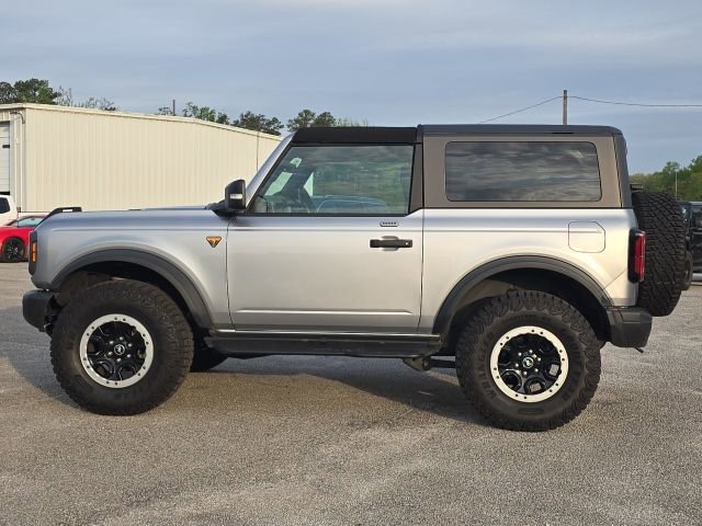 Used 2023 Ford Bronco Badlands image 2