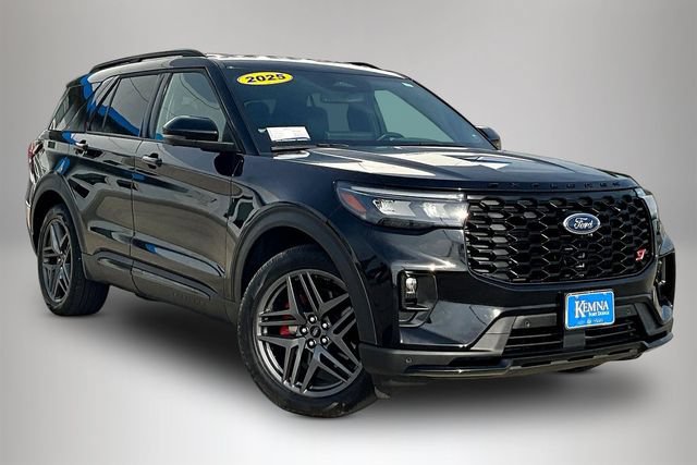 Used 2025 Ford Explorer ST AWD/4WD image 1