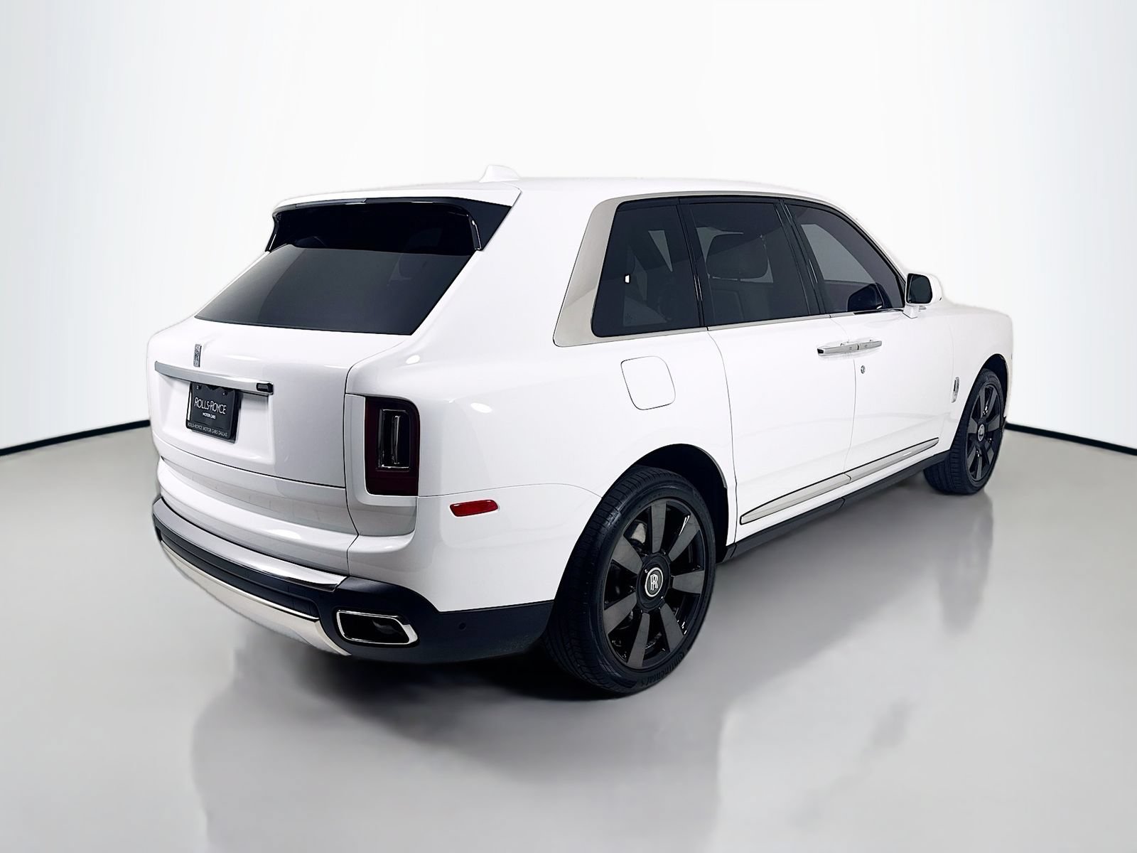 Certified 2021 Rolls-Royce Cullinan AWD/4WD image 8