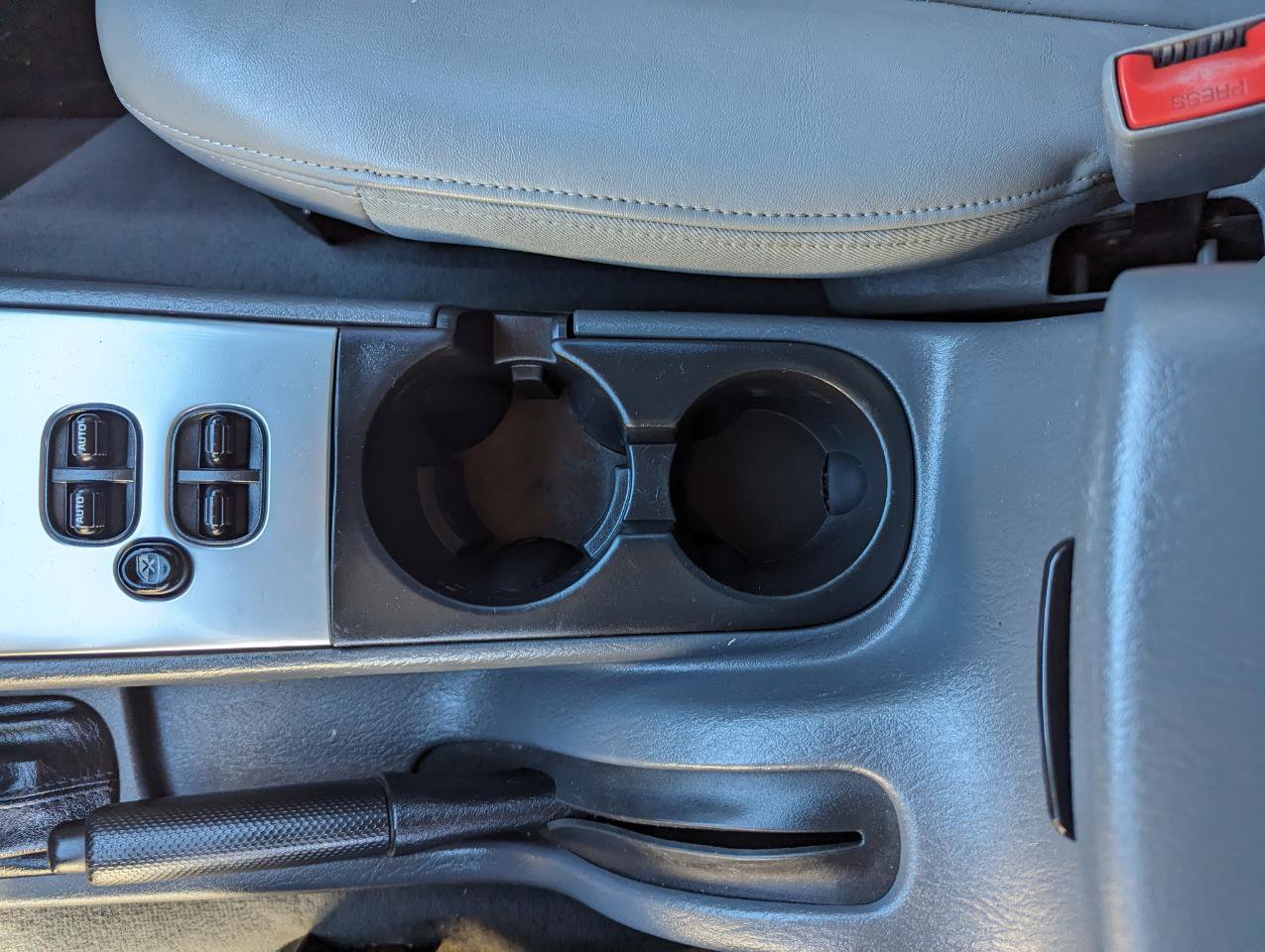 Used 2005 Jeep Liberty Limited AWD/4WD image 24