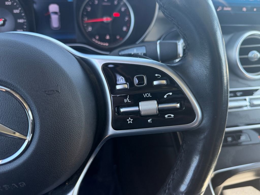 Used 2021 Mercedes-Benz GLC 300 4MATIC w/ Premium Package image 21