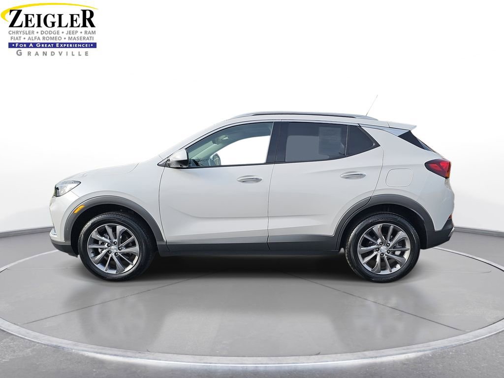 Used 2022 Buick Encore GX Essence w/ Advanced Technology Package image 8