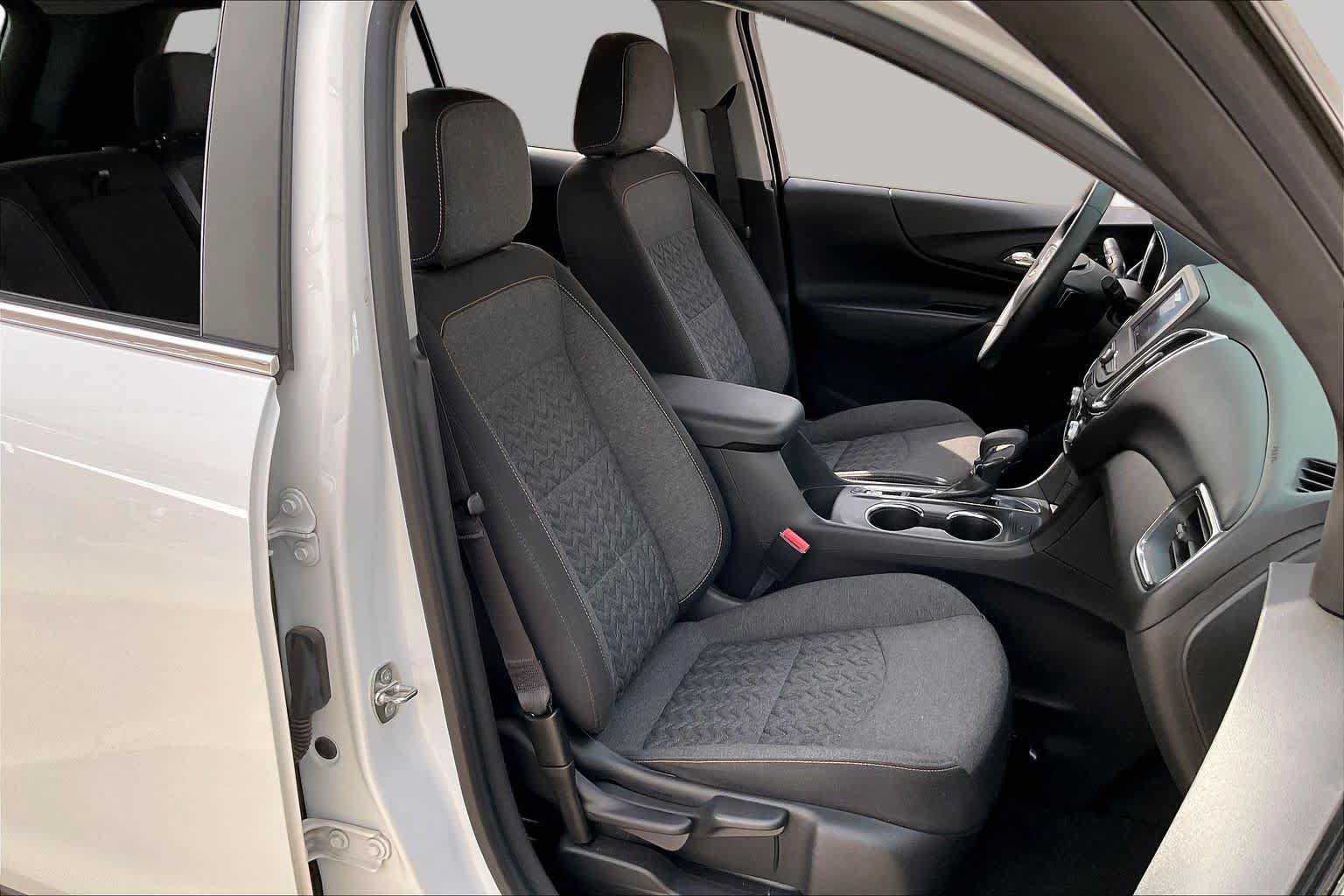 Used 2023 Chevrolet Equinox LT FWD image 10