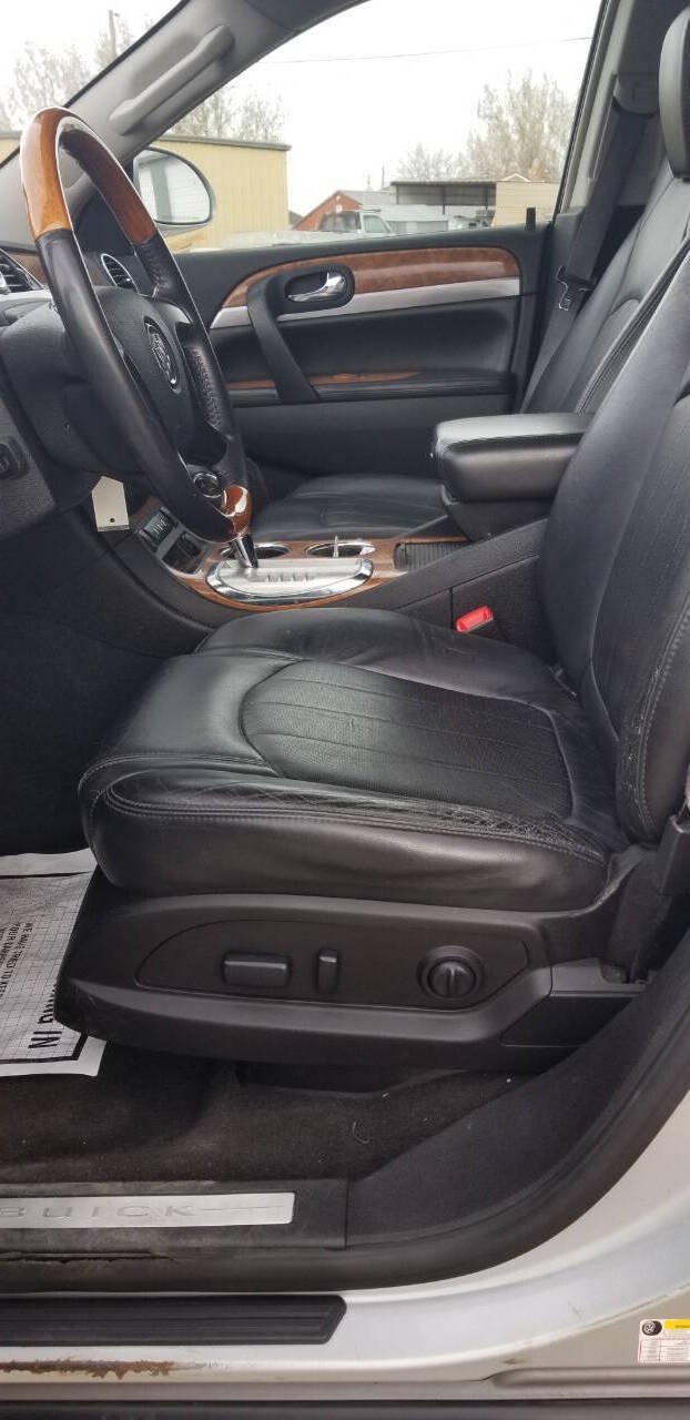 Used 2009 Buick Enclave CXL AWD/4WD image 6