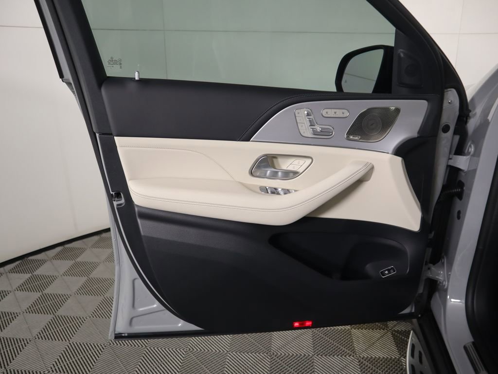 New 2026 Mercedes-Benz GLE 53 AMG 4MATIC Coupe image 26
