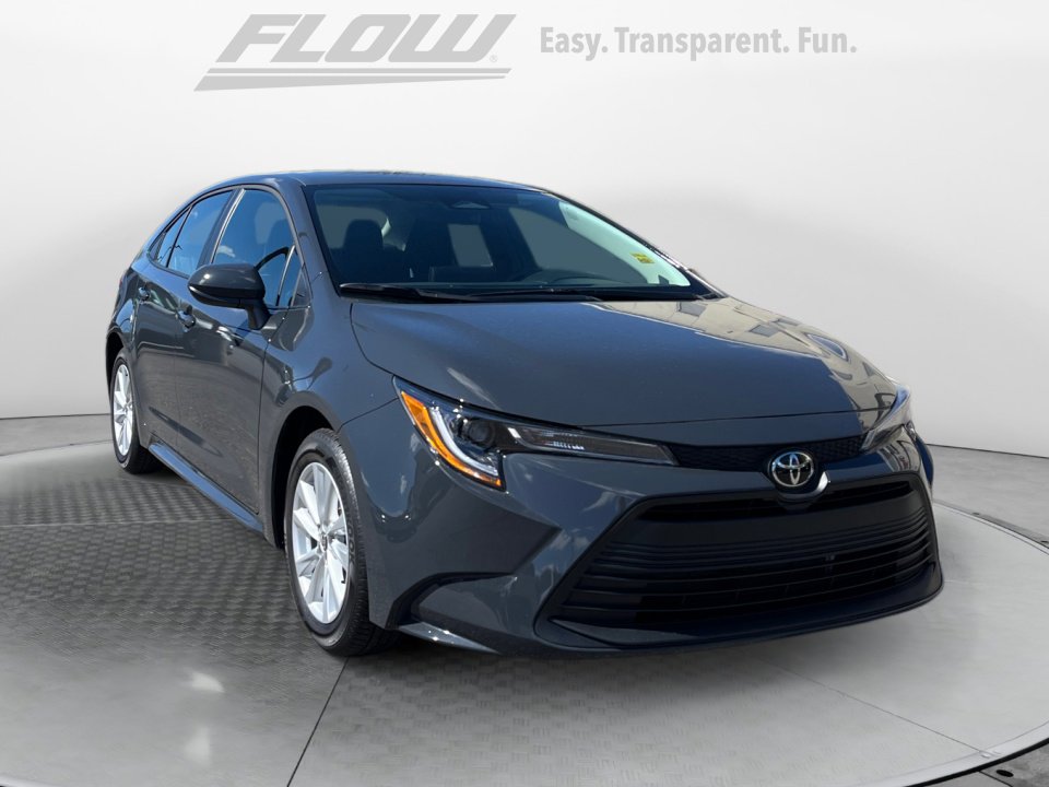 Used 2026 Toyota Corolla LE w/ LE Premium Package image 1