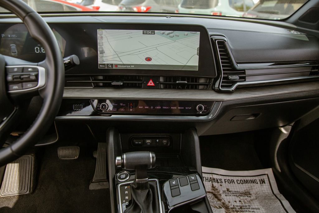 Used 2023 Kia Sportage X-Line w/ X-Line Premium Package image 15