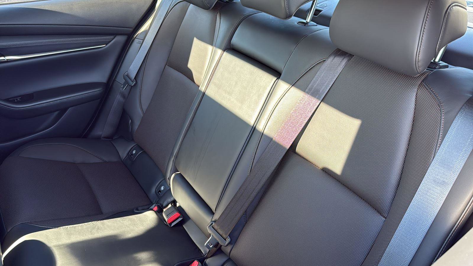 New 2026 MAZDA MAZDA3 2.5 Turbo Sedan w/Premium Plus image 19