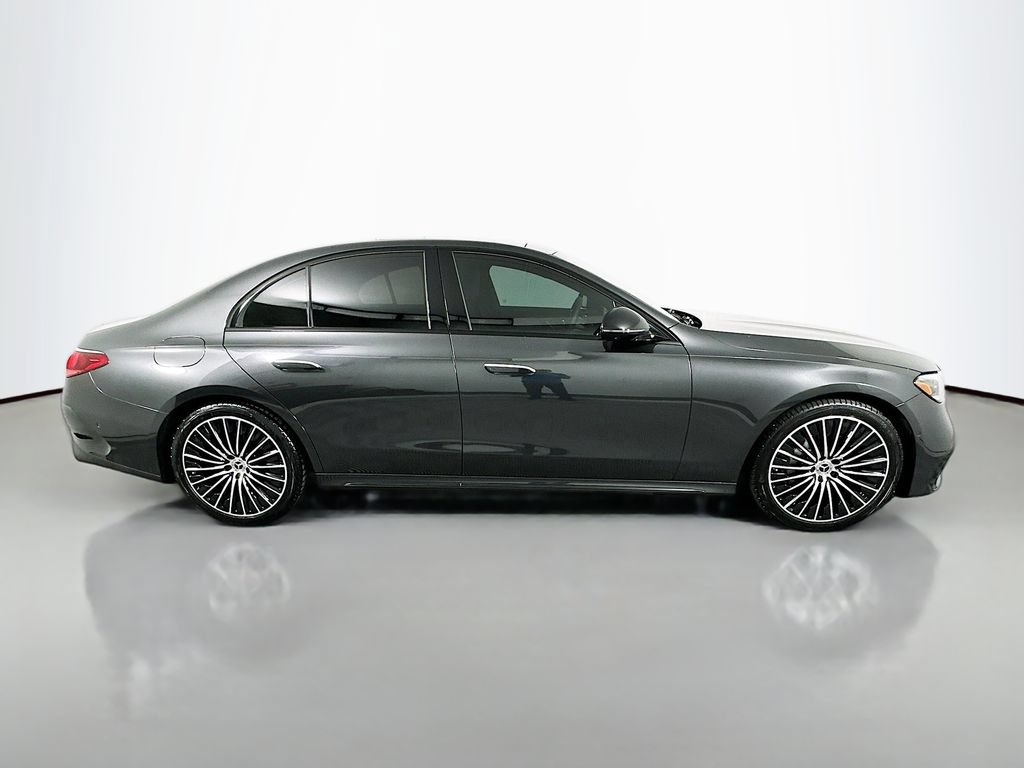 Used 2025 Mercedes-Benz E 350 Sedan image 4