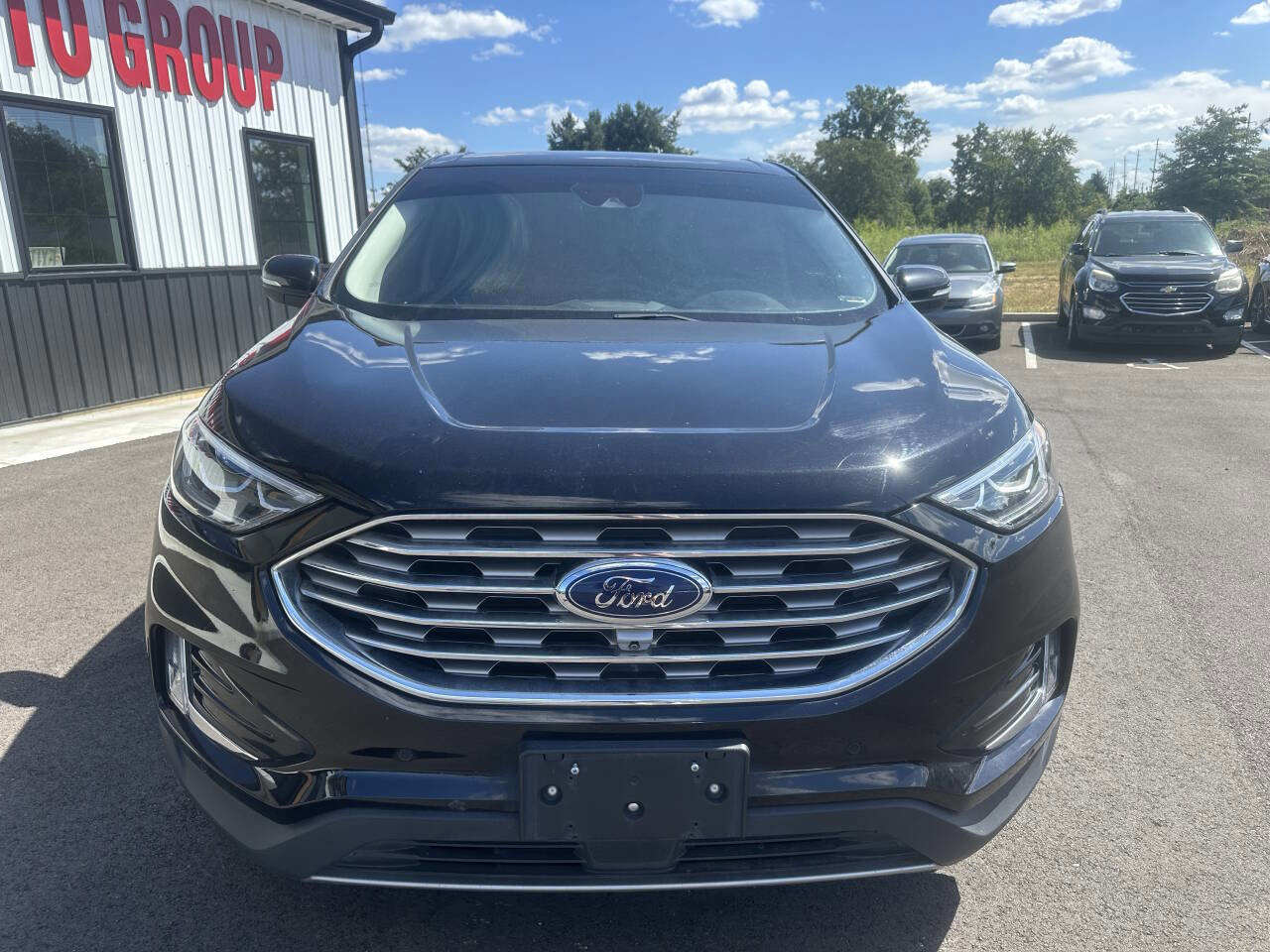Used 2022 Ford Edge Titanium w/ Equipment Group 301A image 3