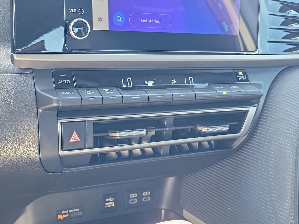 Certified 2025 Toyota Camry SE image 23