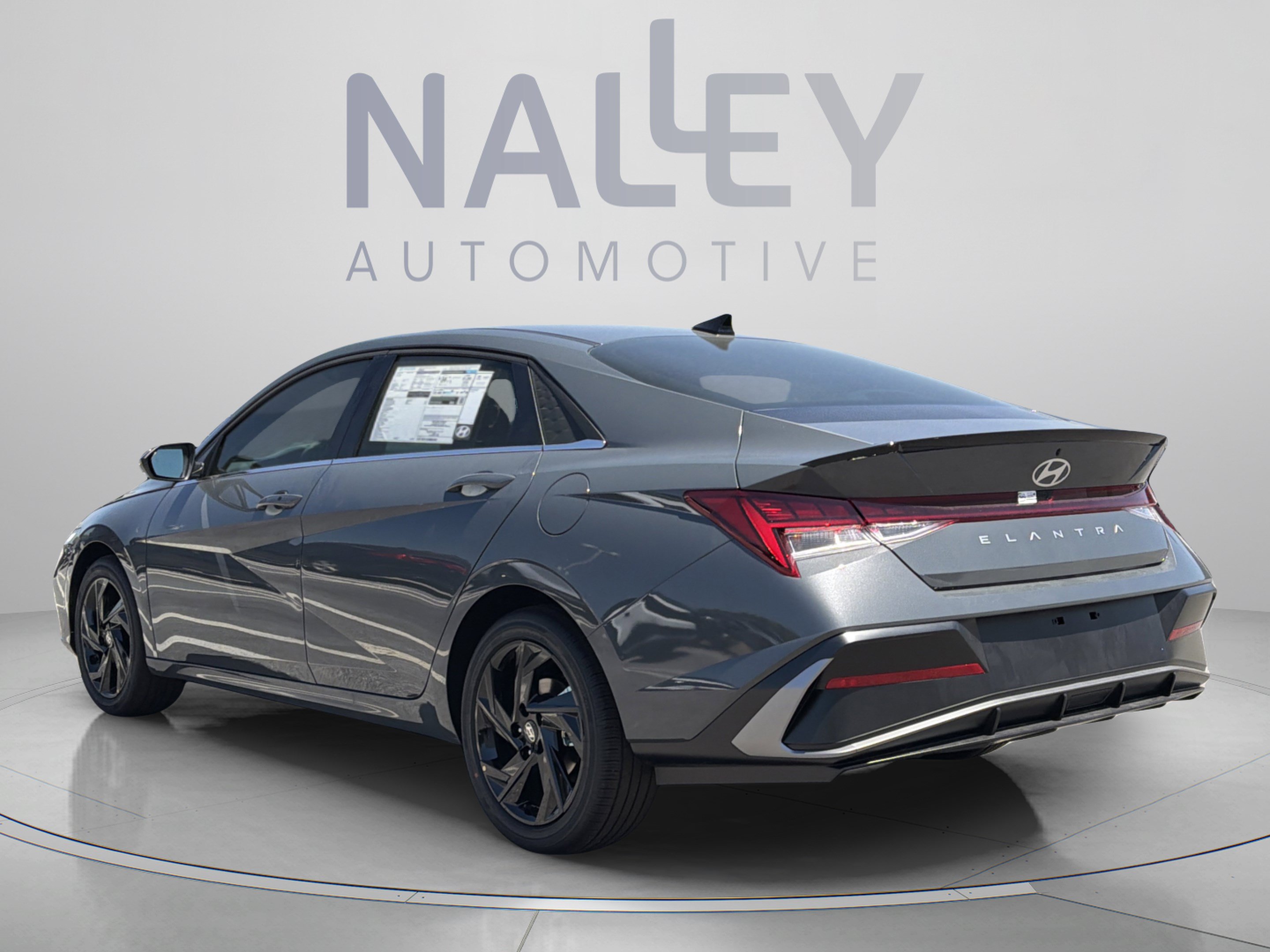 New 2026 Hyundai Elantra SEL Sport FWD image 4