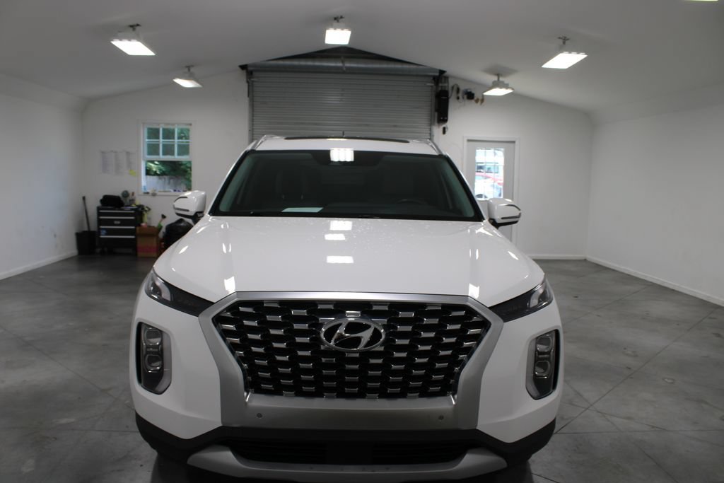 Used 2020 Hyundai Palisade SEL w/ Premium Package FWD image 3