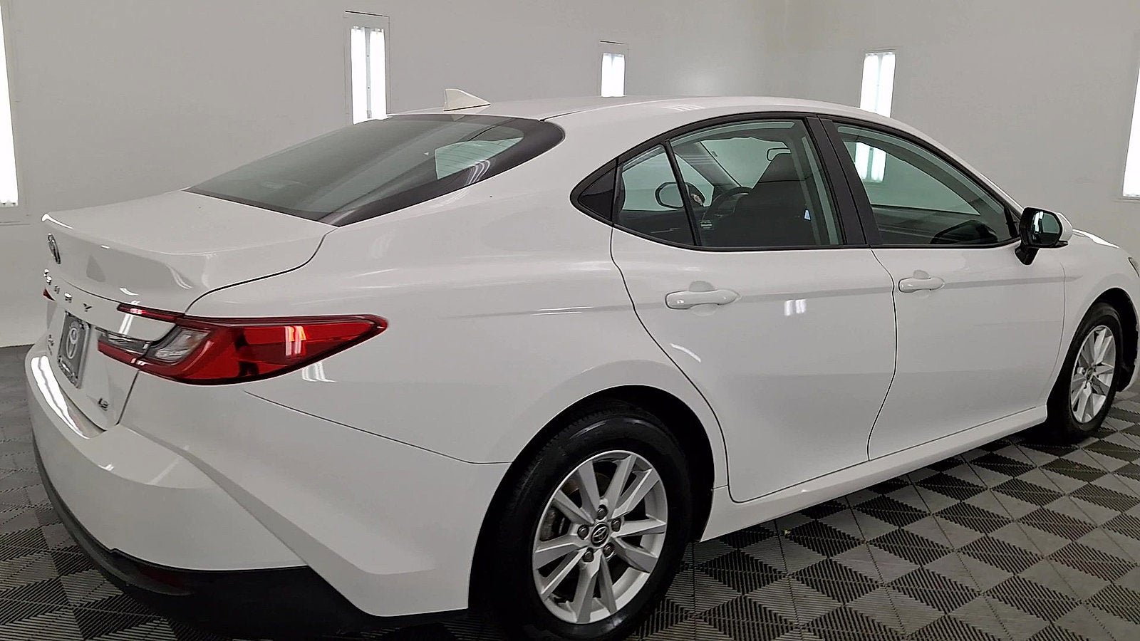 Certified 2025 Toyota Camry LE FWD image 4