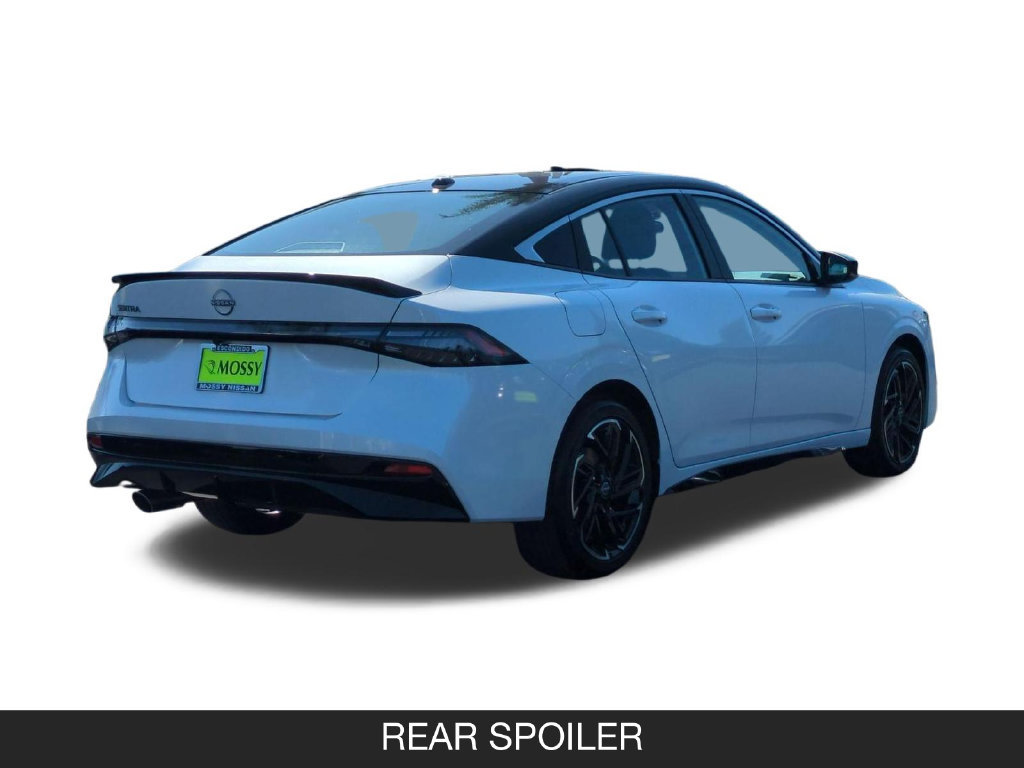 New 2027 Nissan Sentra SR w/ Floor Mat Package FWD image 9