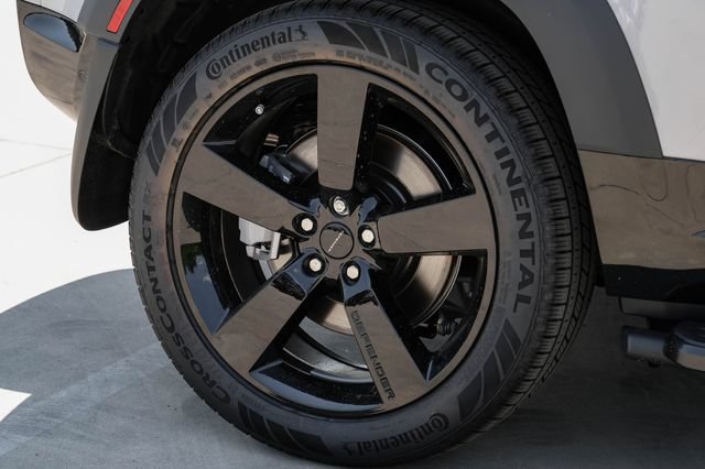New 2026 Land Rover Defender 110 X-Dynamic SE AWD/4WD image 68
