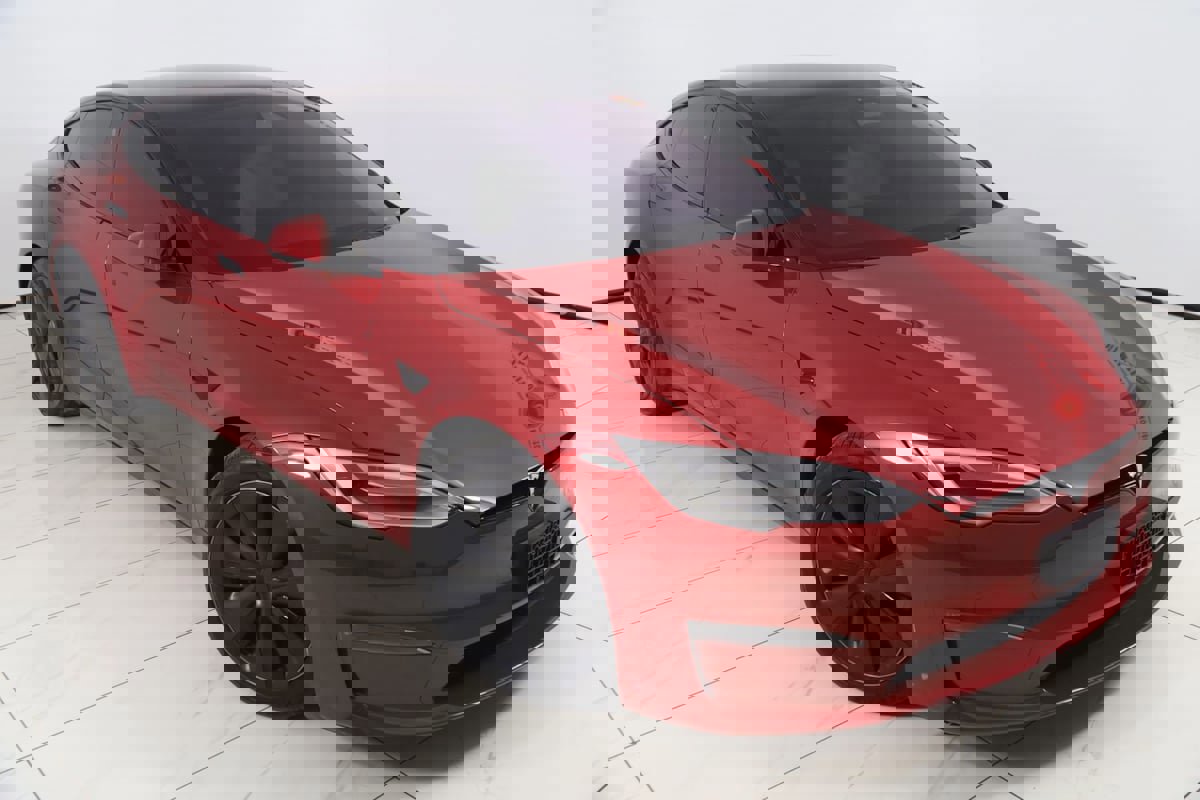 Used 2021 Tesla Model S Plaid image 21