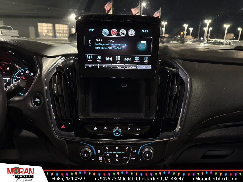 Used 2018 Chevrolet Traverse LT image 18