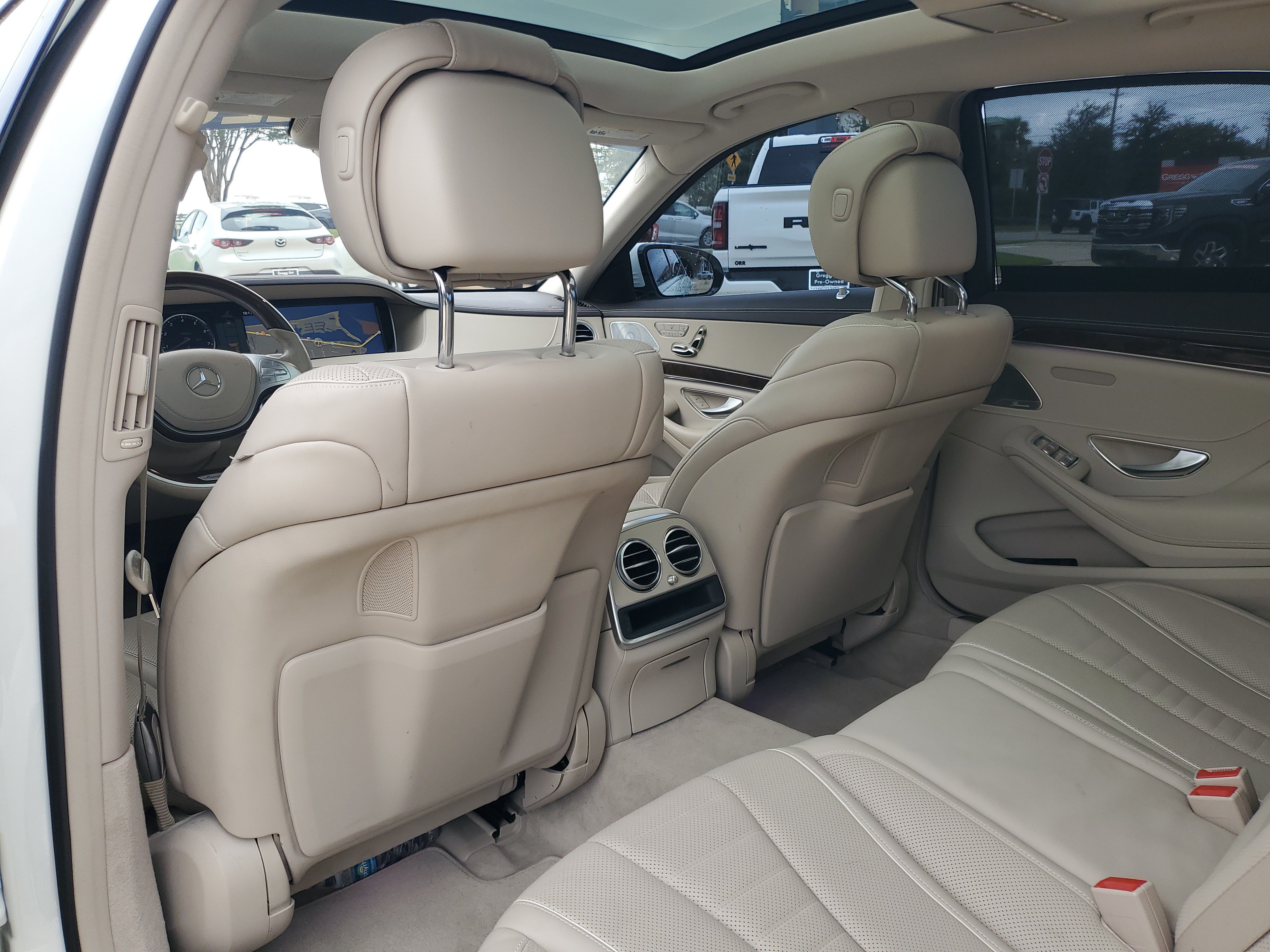 Used 2015 Mercedes-Benz S 550 Sedan image 30