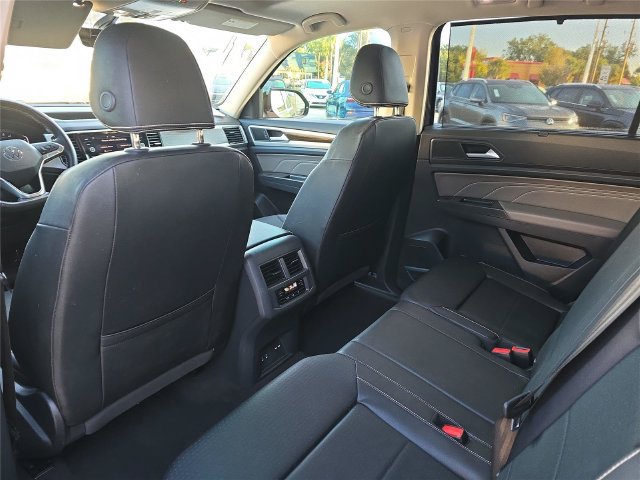 Used 2023 Volkswagen Atlas SE w/ Panoramic Sunroof Package FWD image 11