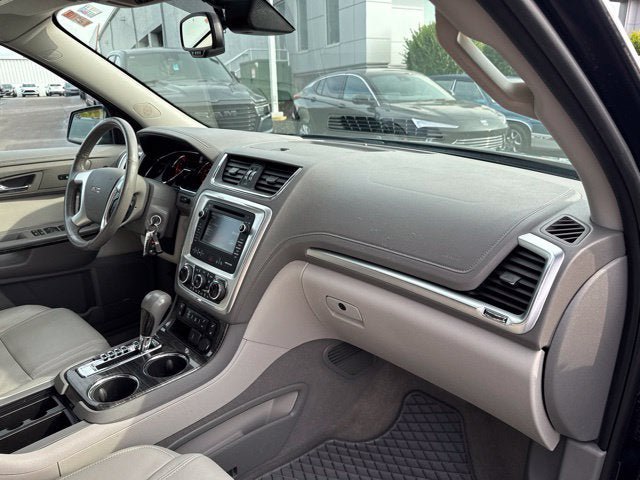 Used 2017 GMC Acadia Limited SLT AWD/4WD image 29