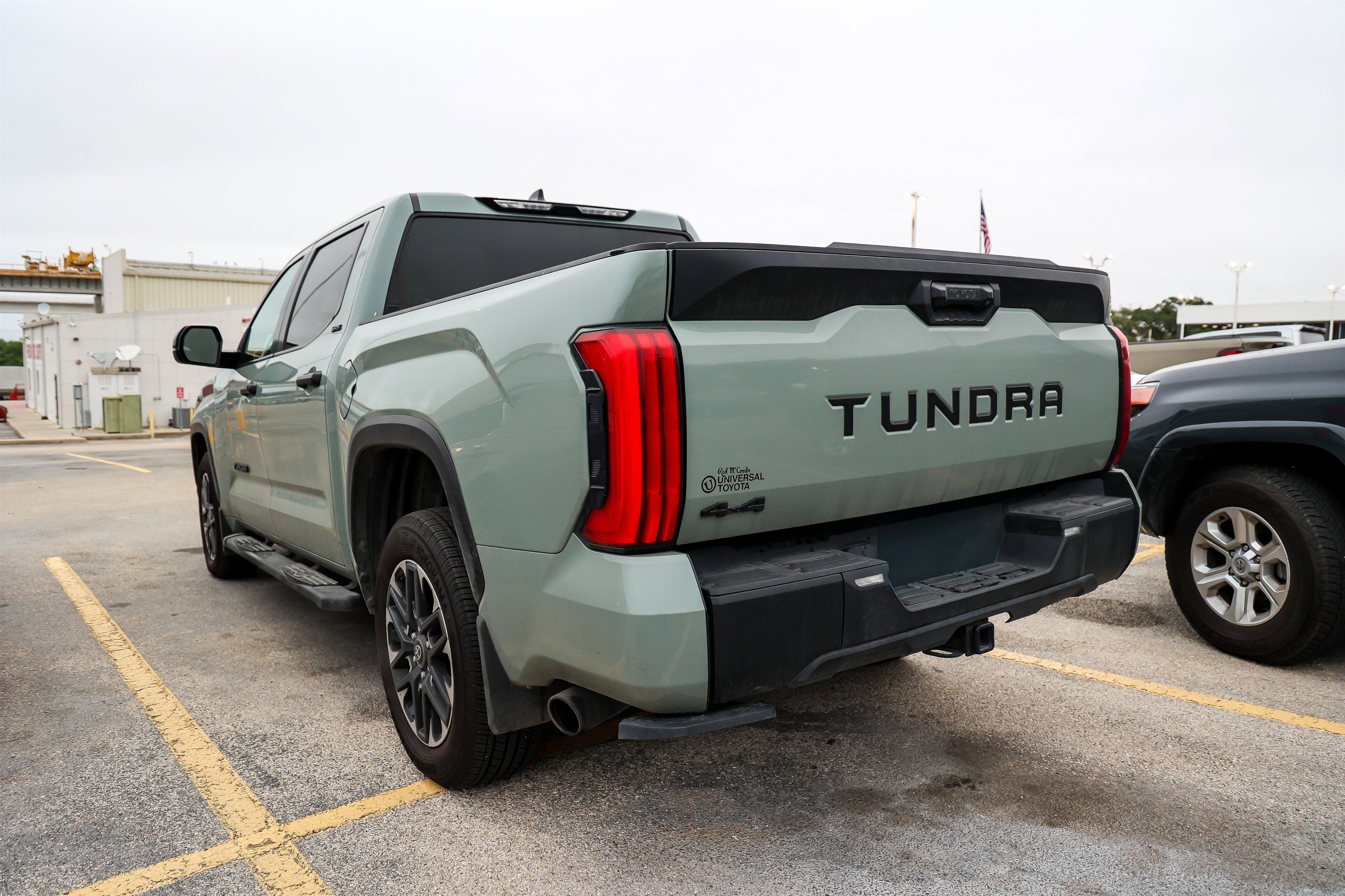 Used 2025 Toyota Tundra SR5 AWD/4WD image 6