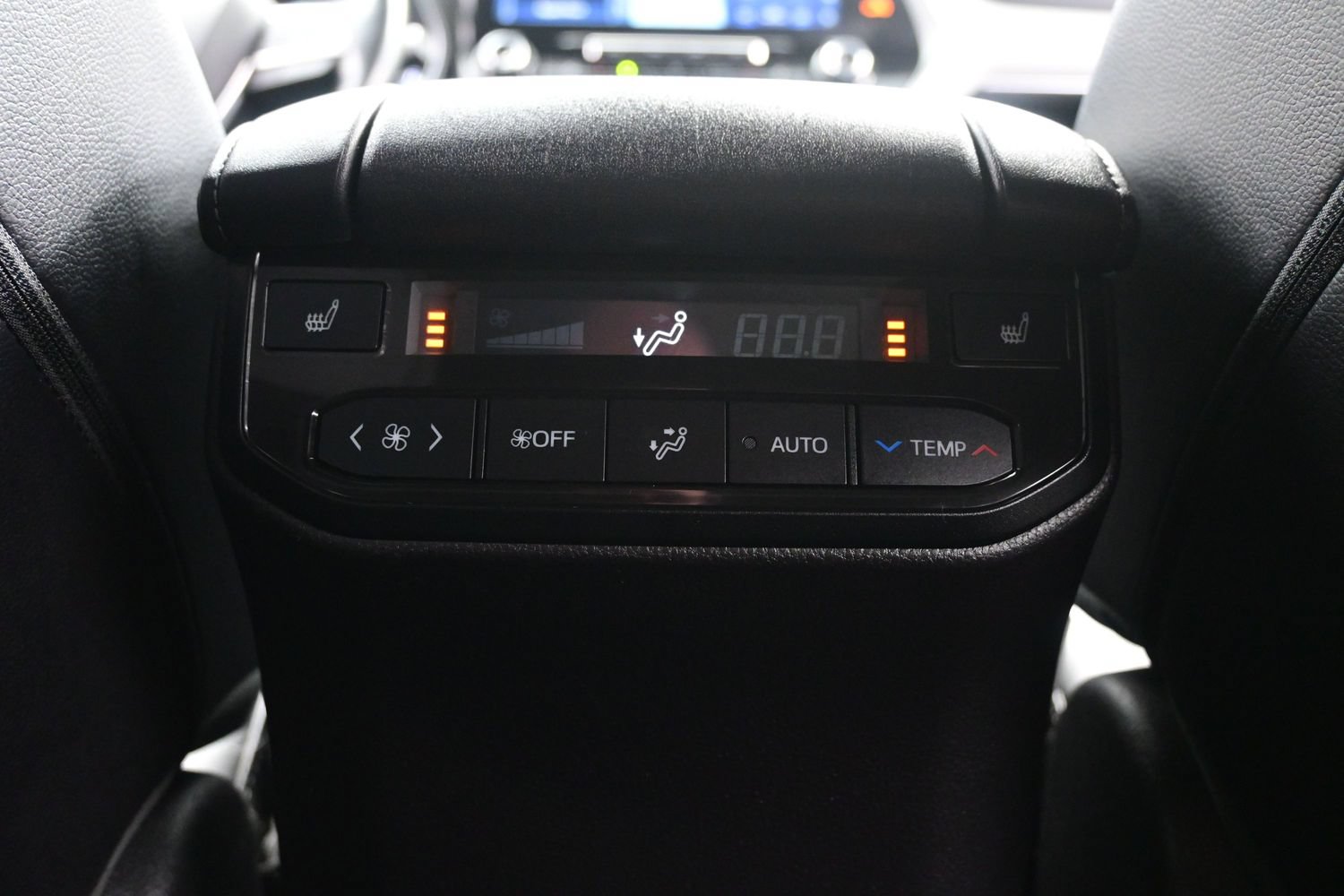 Used 2021 Toyota Highlander Platinum AWD/4WD image 18