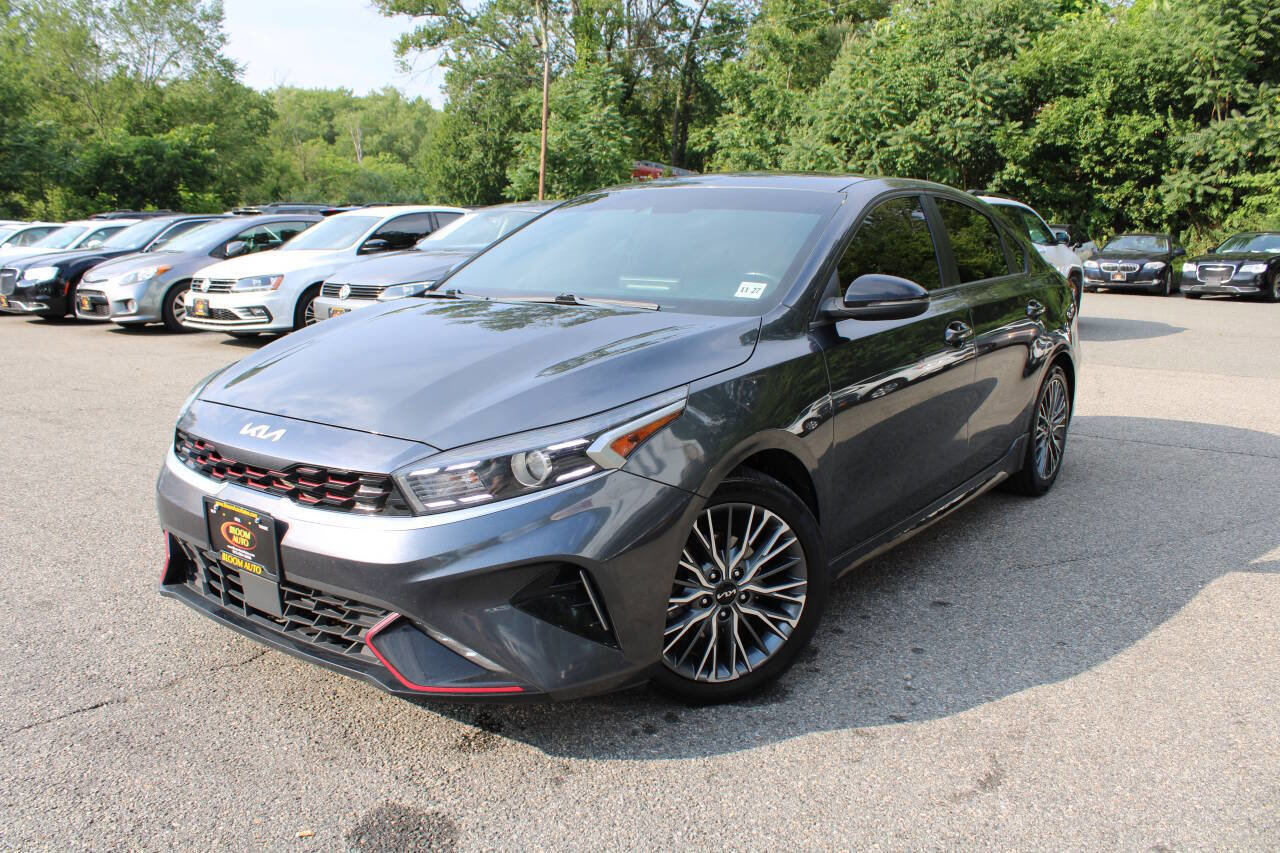 Used 2022 Kia Forte GT-Line w/ GT-Line Premium Package image 1