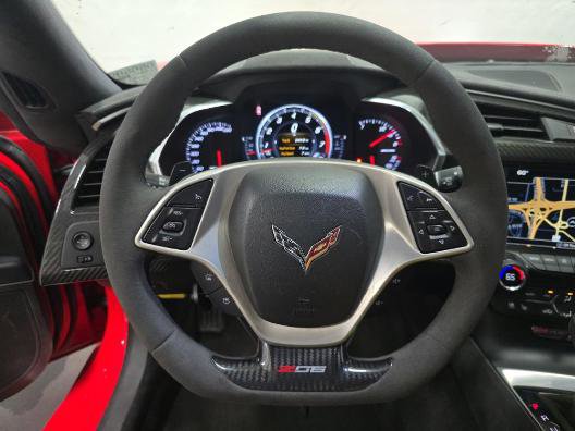 Used 2016 Chevrolet Corvette Z06 w/ 3LZ Preferred Equipment Group image 10