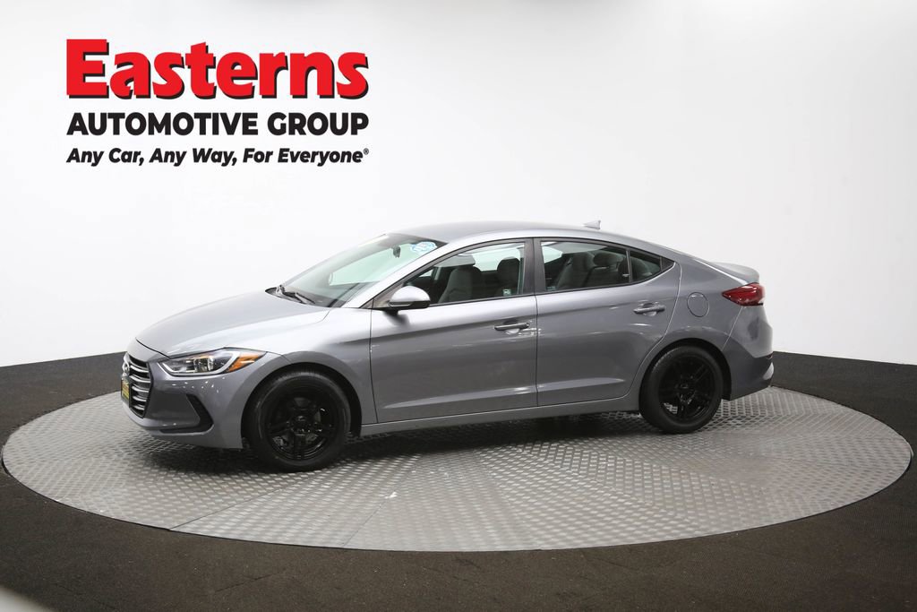 Used 2017 Hyundai Elantra SE w/ Cargo Package image 54