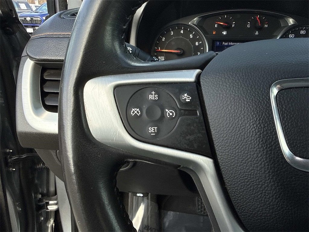 Used 2021 GMC Terrain SLE w/ LPO, Floor Liner Package image 16