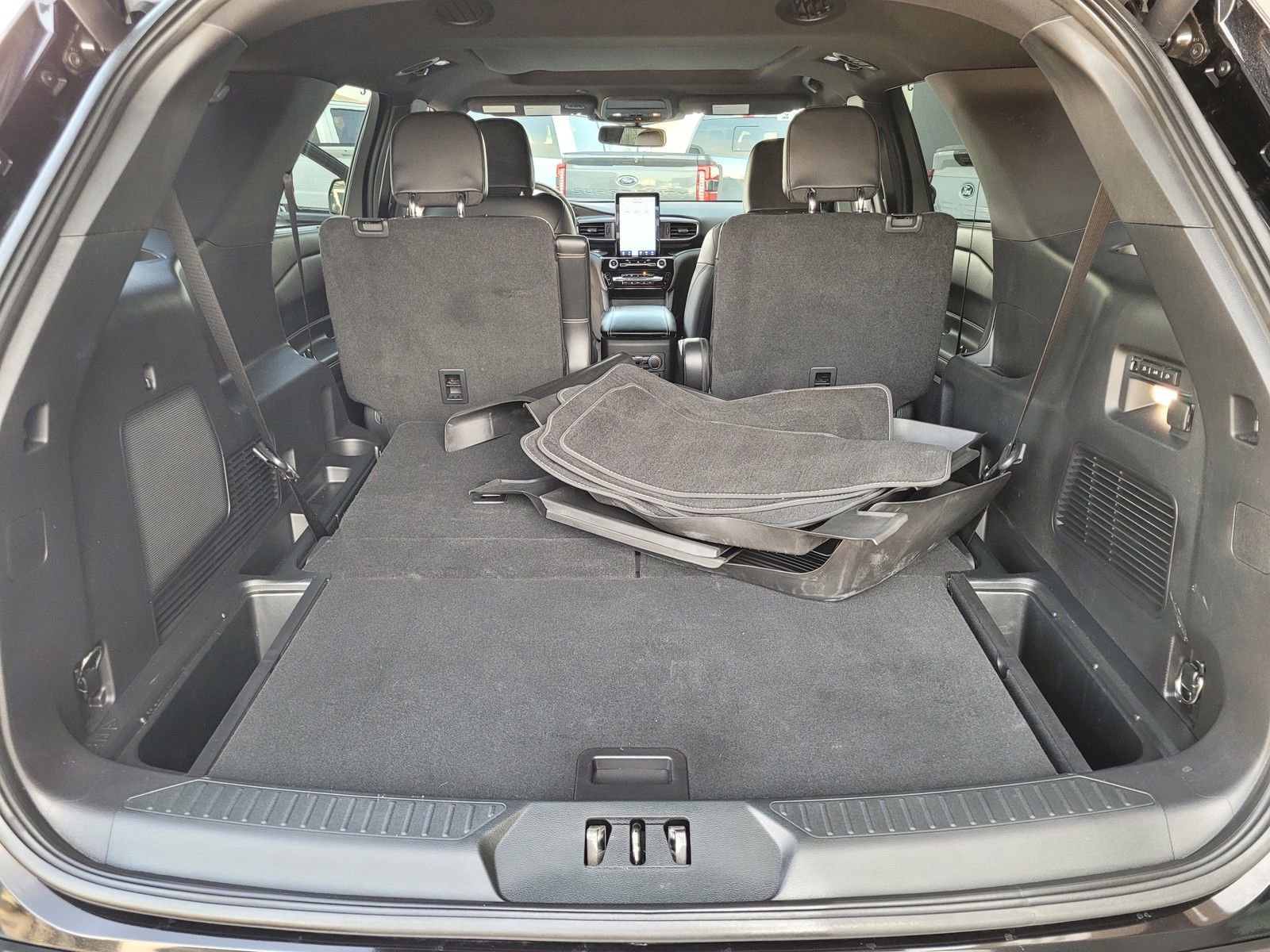 Used 2023 Ford Explorer ST w/ Equipment Group 401A image 29