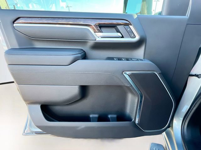 Used 2026 GMC Sierra 2500 SLE w/ SLE Value Package; image 31