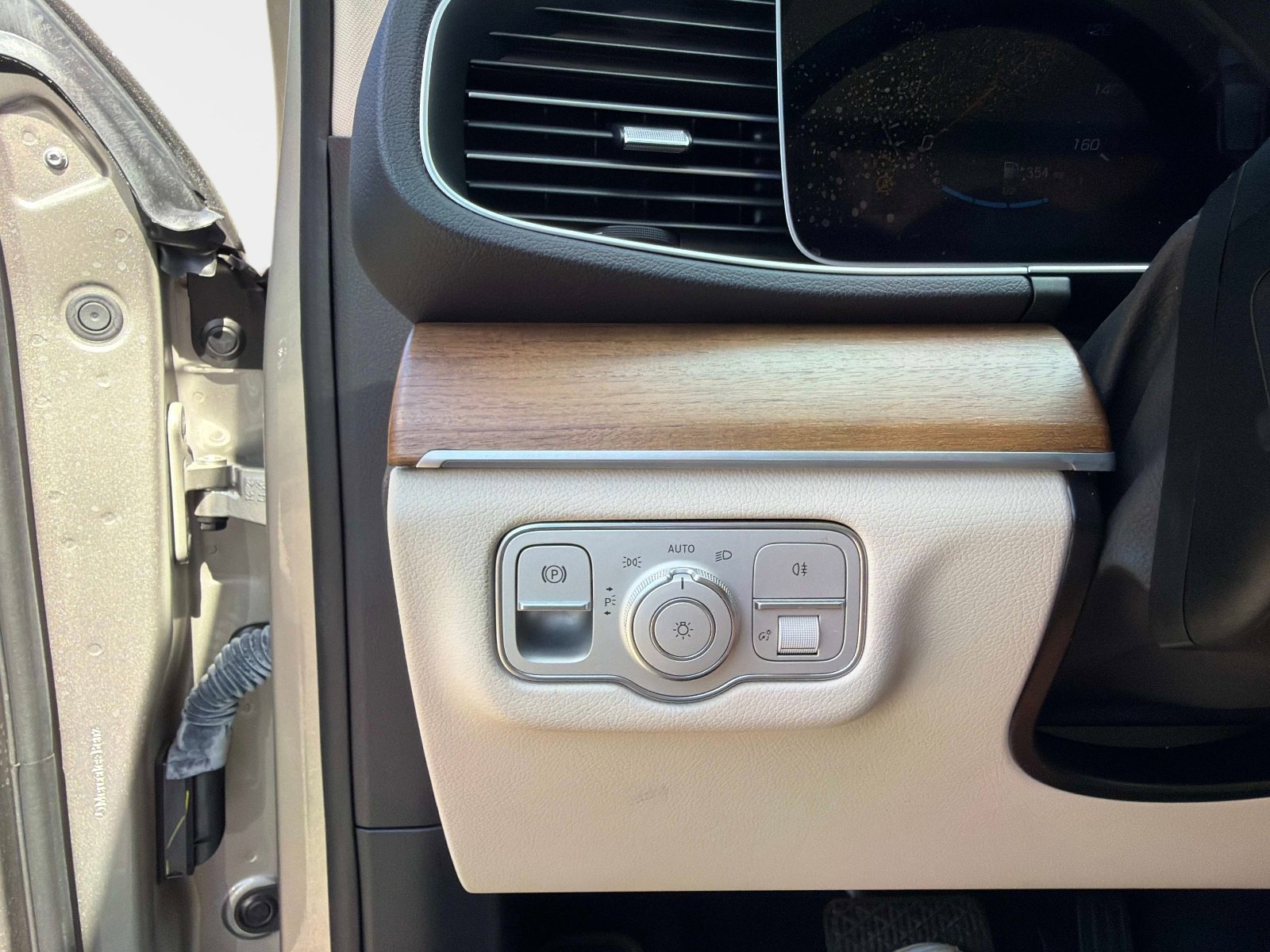 Used 2023 Mercedes-Benz GLE 350 image 32