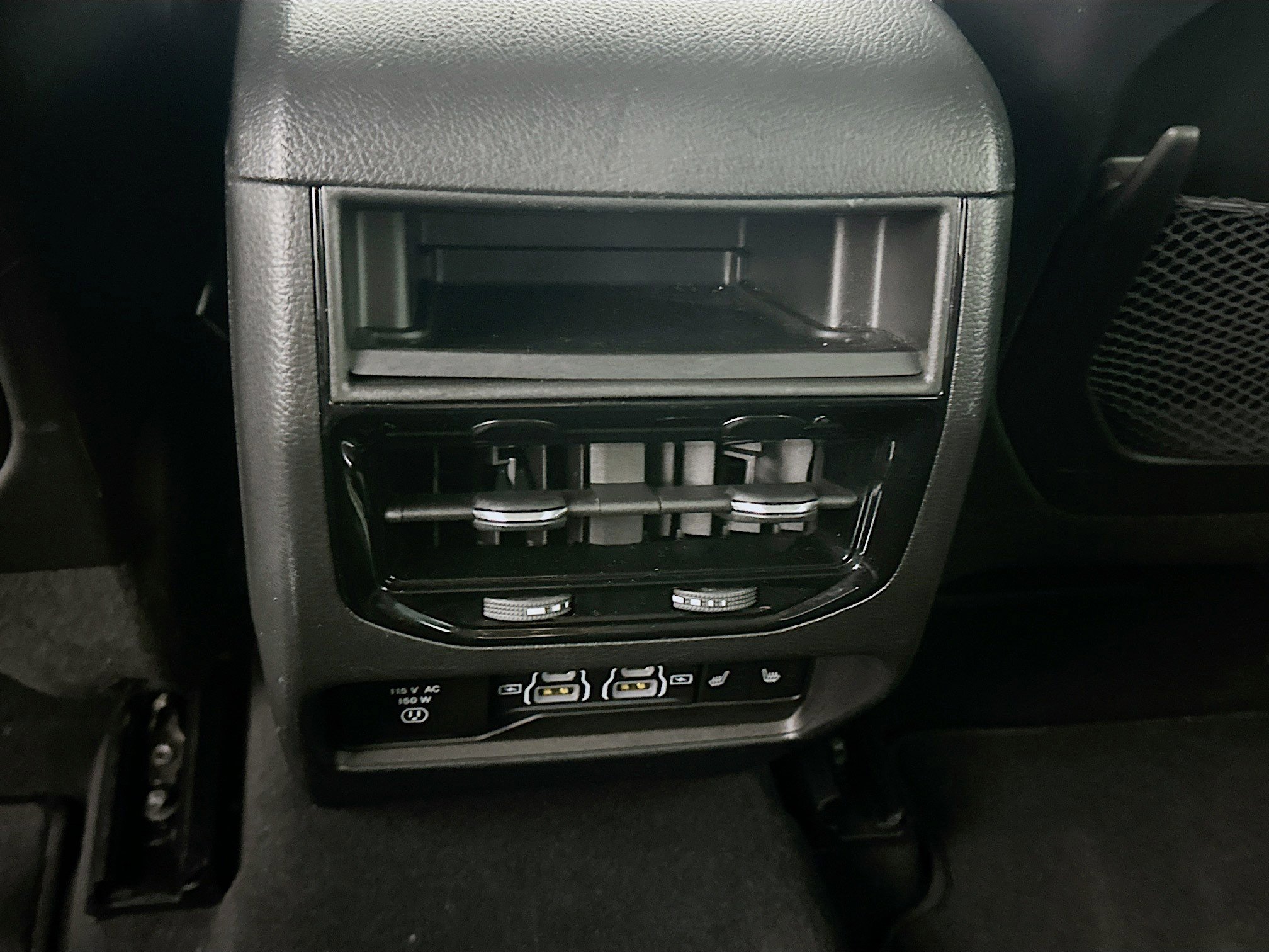 Used 2022 Jeep Grand Cherokee Limited 4xe w/ Luxury Tech Group II image 28