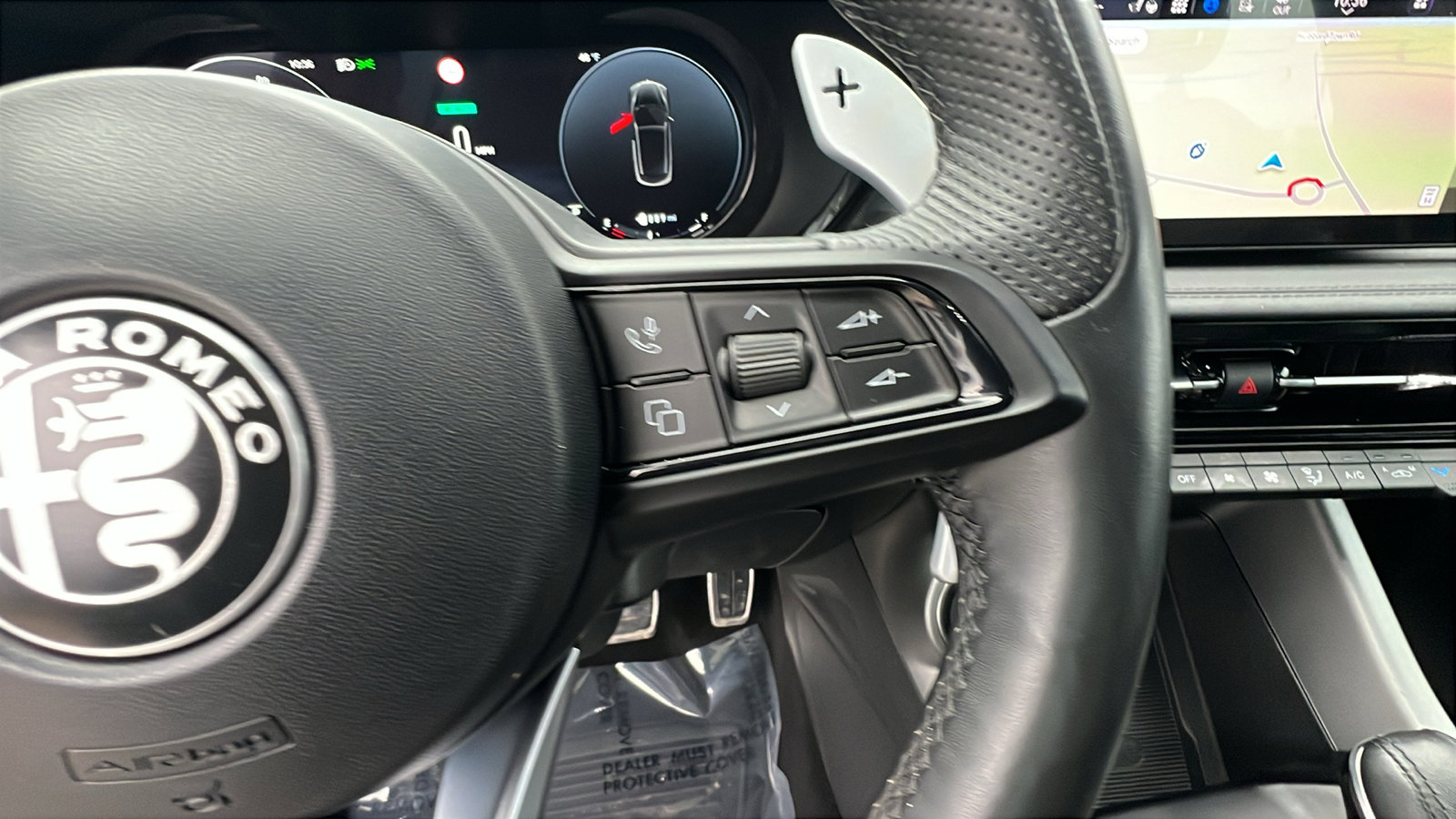 Used 2024 Alfa Romeo Tonale Veloce image 28