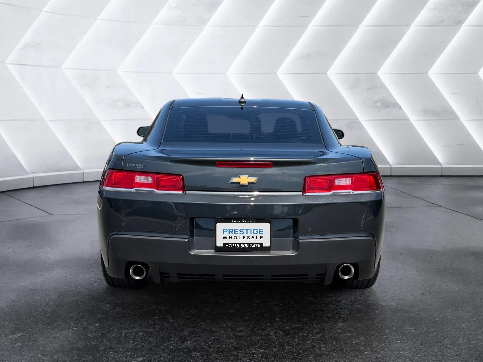 Used 2015 Chevrolet Camaro LT w/ Rear Vision Package RWD image 4