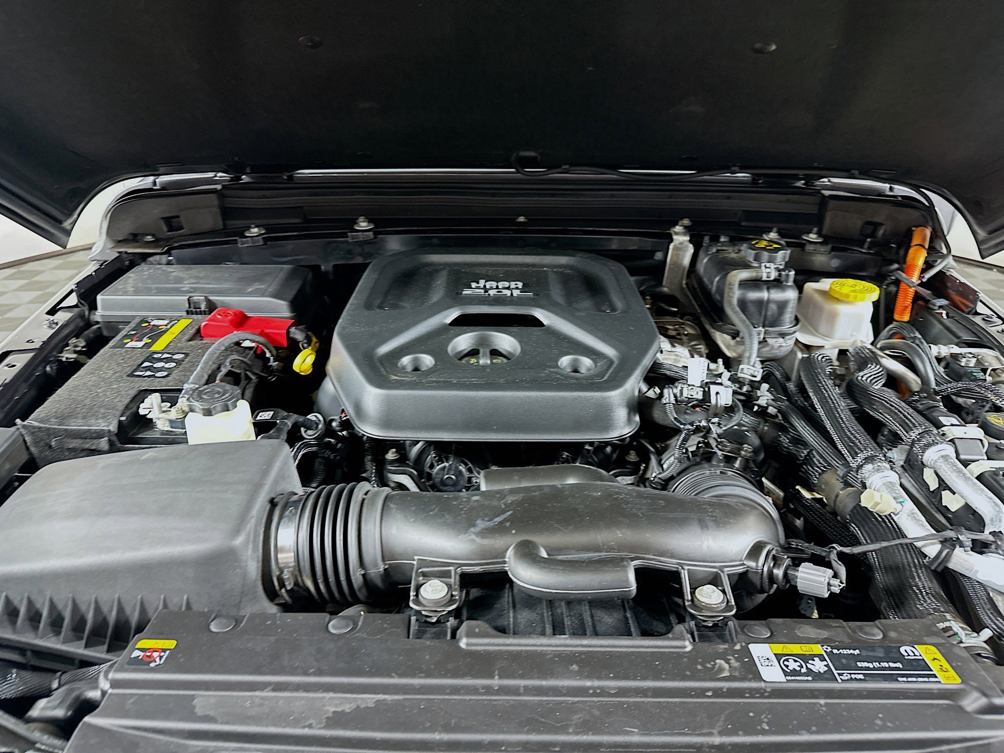 Used 2023 Jeep Wrangler Sahara w/ Cold Weather Group image 31