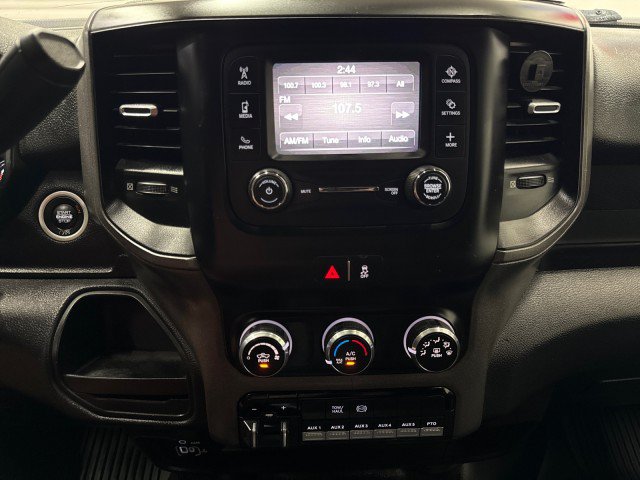 Used 2022 RAM 5500 Tradesman w/ Chrome Appearance Group AWD/4WD image 17
