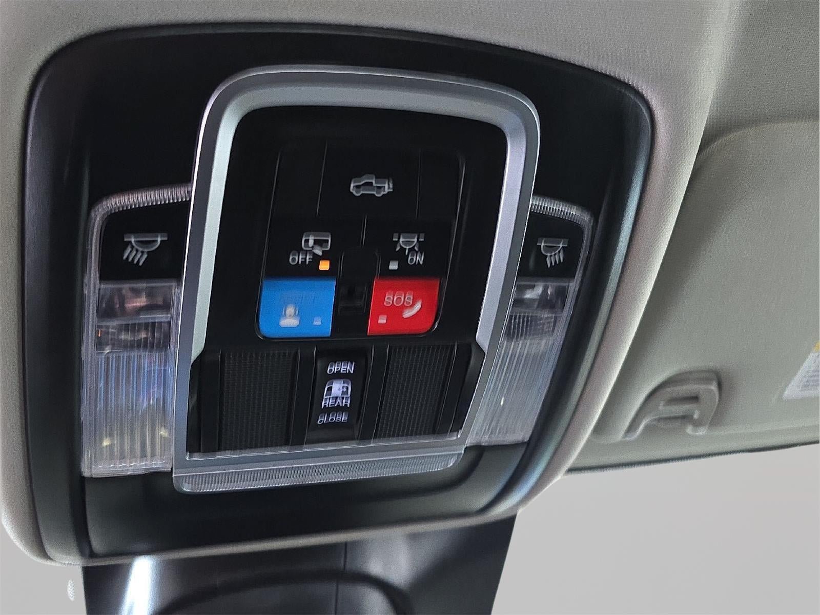 Used 2024 RAM 2500 Laramie w/ Safety Group AWD/4WD image 19