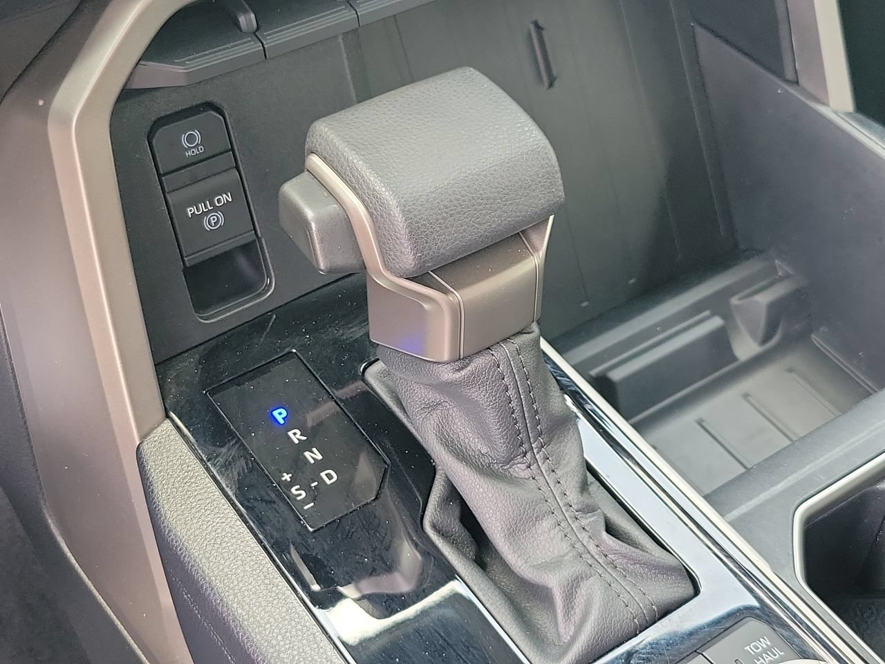 Used 2024 Toyota Tundra SR5 AWD/4WD image 25