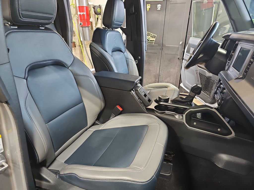 Used 2021 Ford Bronco Outer Banks image 10