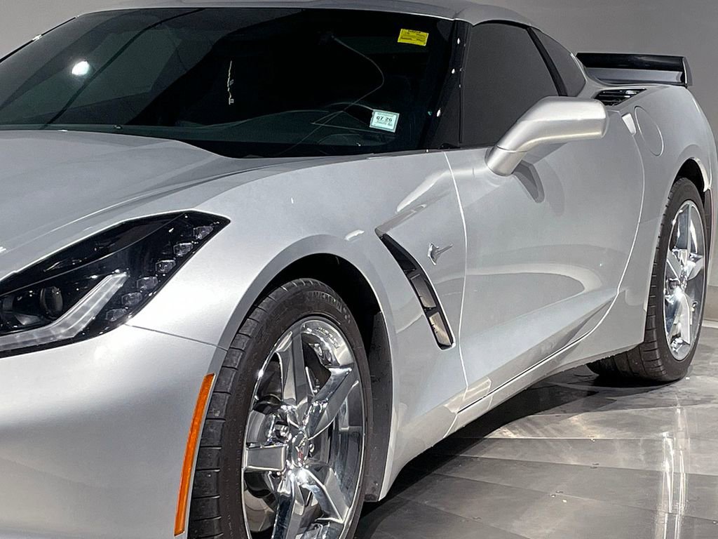 Used 2014 Chevrolet Corvette Stingray Coupe RWD image 19