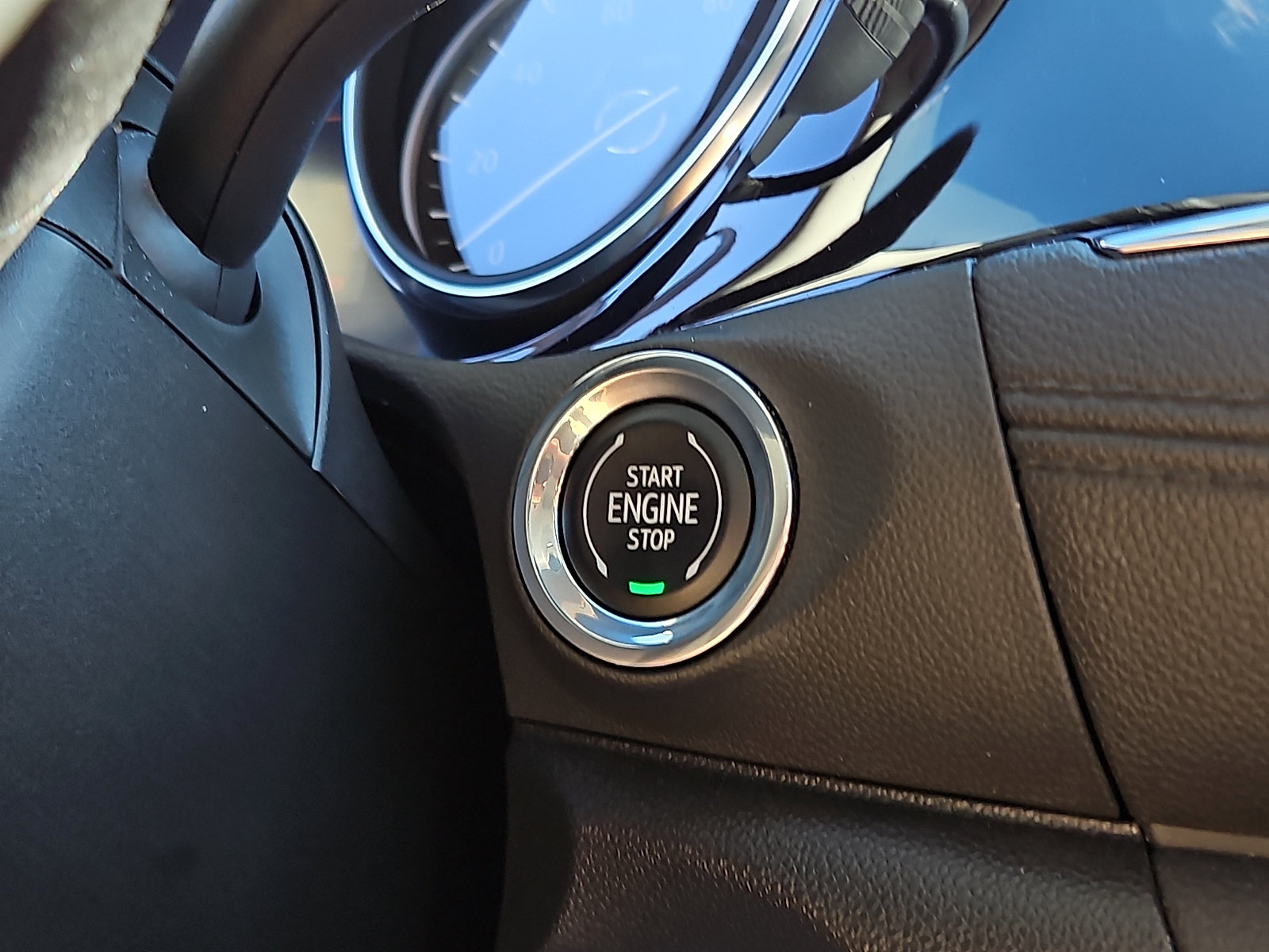 Used 2023 Buick Encore GX Preferred w/ Cold Weather Comfort Package AWD/4WD image 22