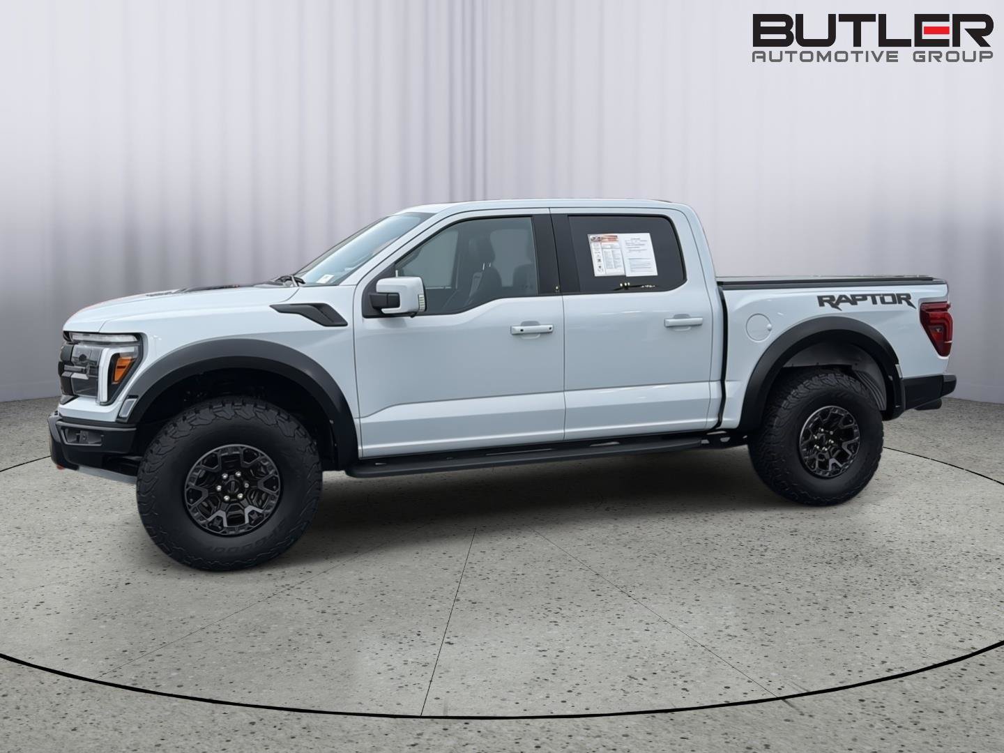 Used 2025 Ford F150 Raptor w/ Equipment Group 803A Raptor R AWD/4WD image 3