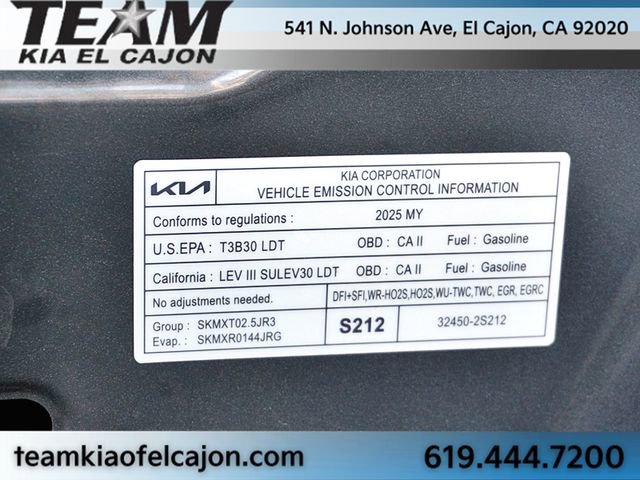 Certified 2025 Kia Sorento S w/ Panoramic Sunroof Package image 39