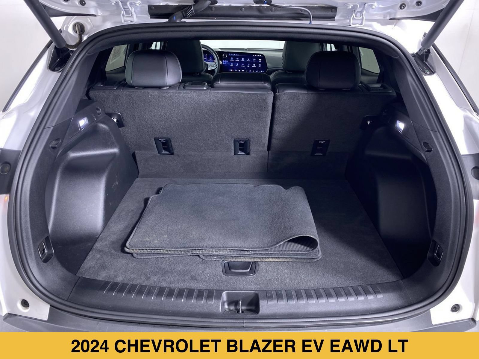 Certified 2024 Chevrolet Blazer EV LT AWD/4WD image 13